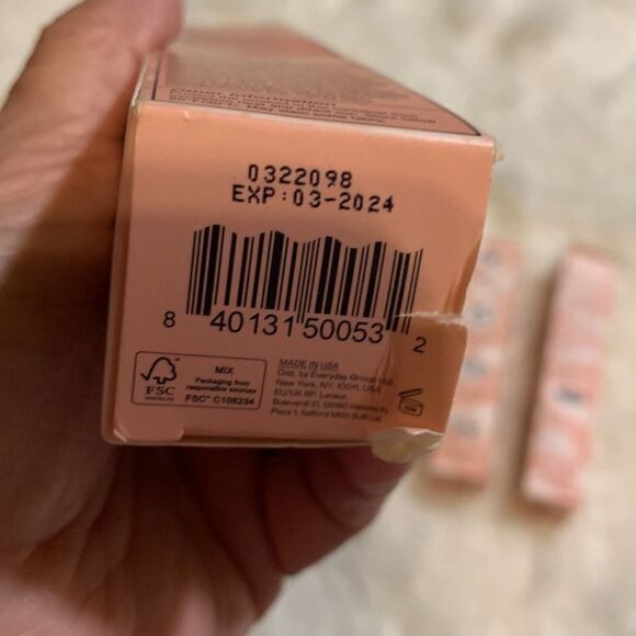 BUNDLE of 3 Everyday Humans mineral tinted sunscreen base SPF 35 - Picture 6 of 10